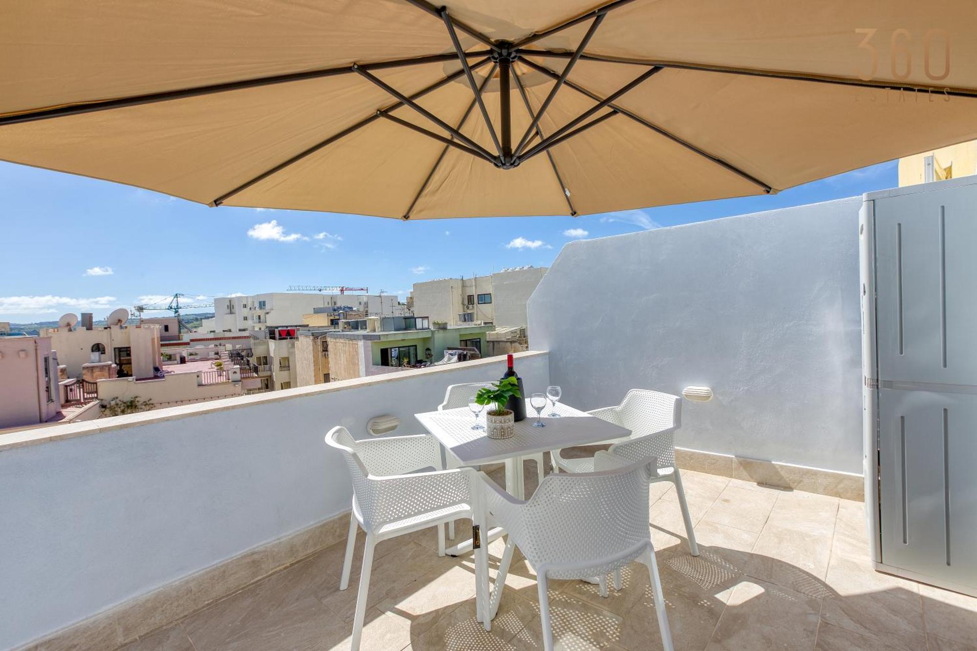 Beautiful 2br Penthouse With Private Terrace & Bbq By 360 Estates St. Paul's Bay