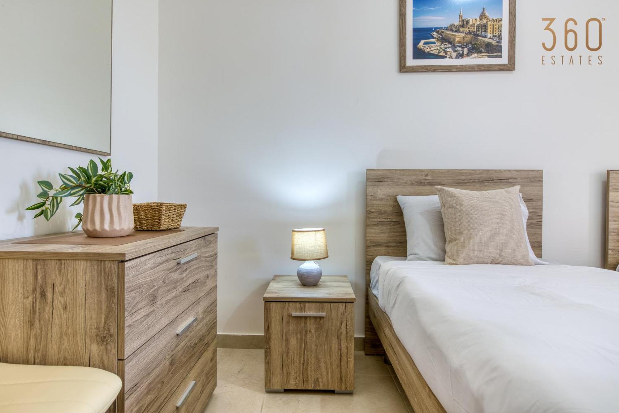 Beautiful 2br Penthouse With Private Terrace & Bbq By 360 Estates Appartement San Pawl il-Baħar
