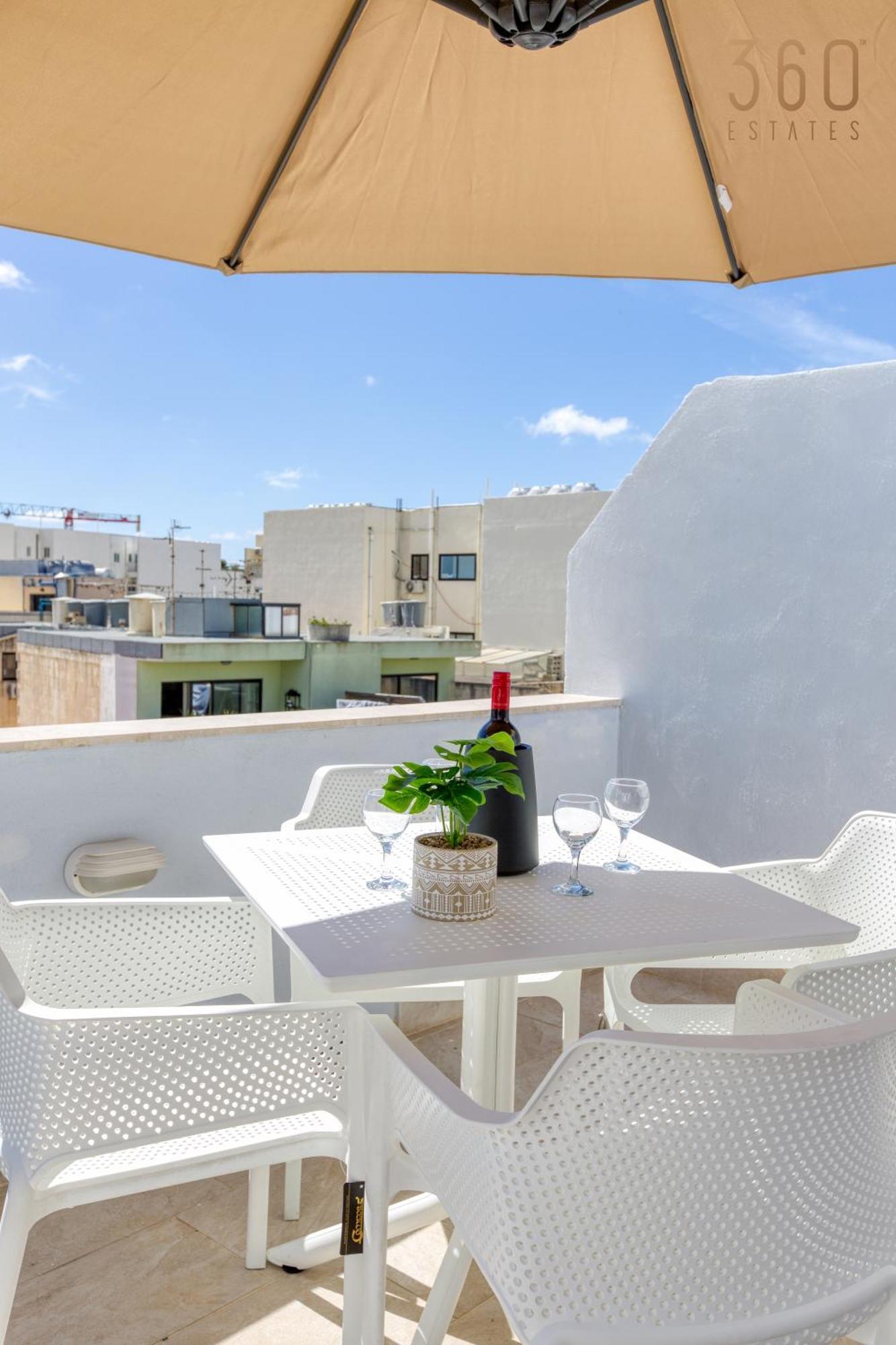 Beautiful 2br Penthouse With Private Terrace & Bbq By 360 Estates Appartement San Pawl il-Baħar