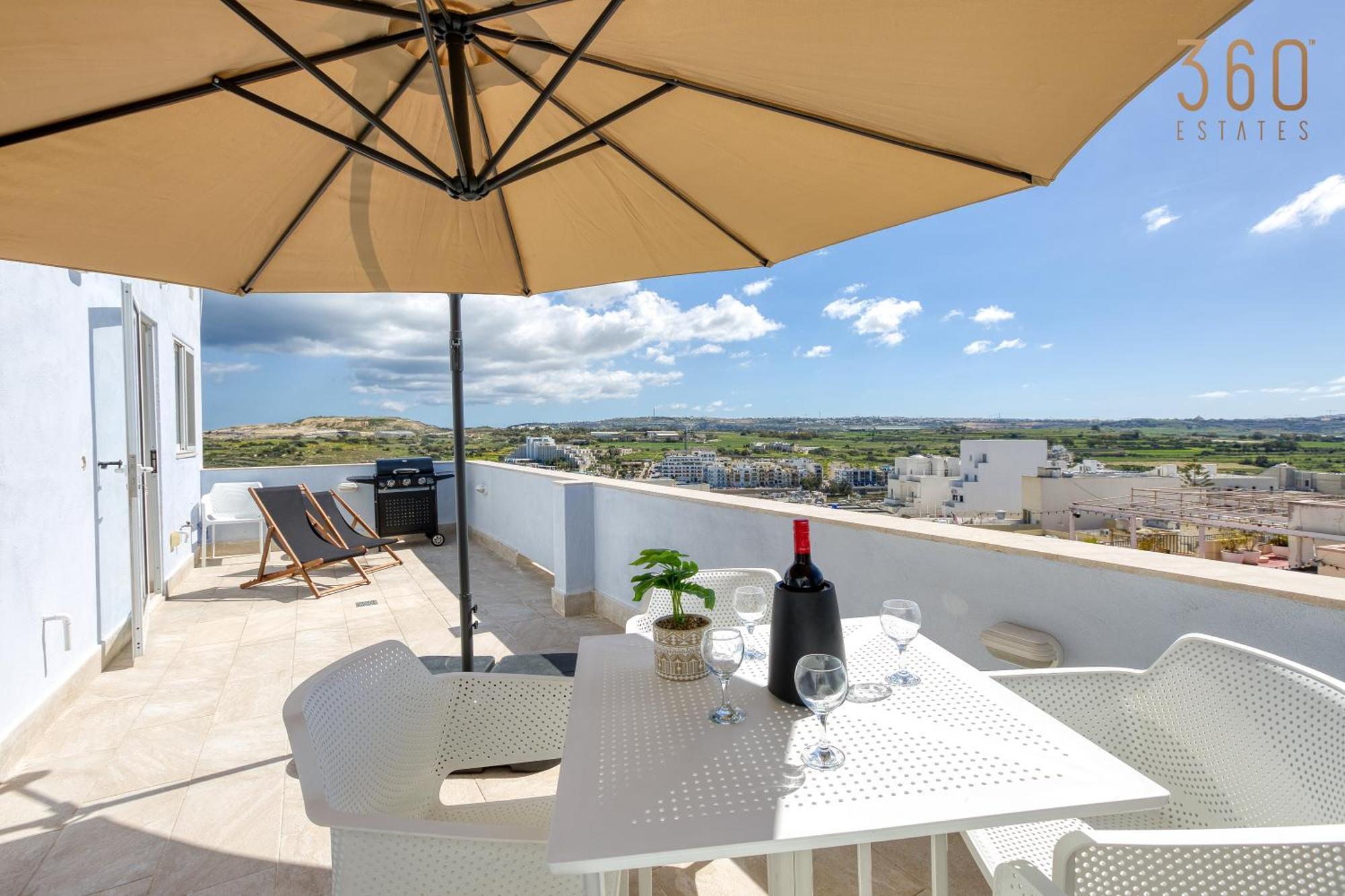 Beautiful 2br Penthouse With Private Terrace & Bbq By 360 Estates Appartement San Pawl il-Baħar